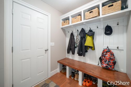 6711 Burlingame Ave, Byron Township MI 49315-9335 exterior