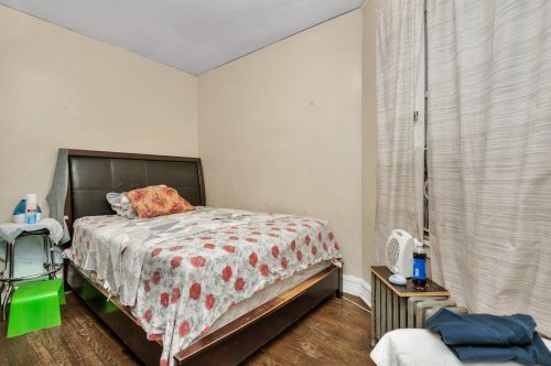 8345 Marshfield Ave, Chicago, IL 60620-4609