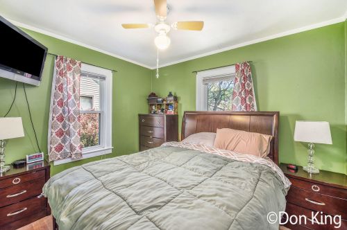 3272 Townsend Ave, Grand Rapids MI 49525-2558 exterior