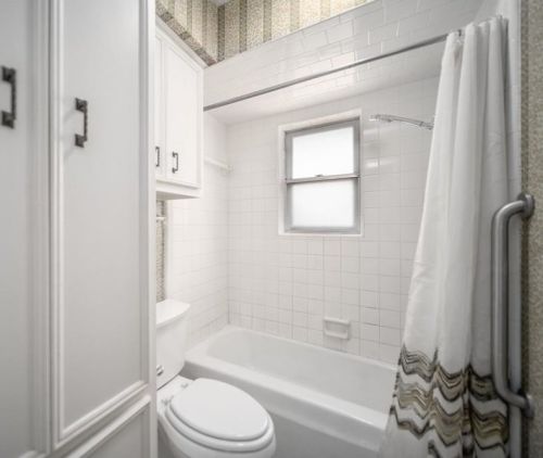 241 Normal Park Dr, Huntsville TX 77320-3438 exterior