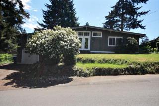 3401 17th Pl, Seattle, WA 98056-3228