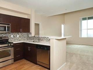 13141 Fountain Park Dr, Los Angeles CA  90094-2019 exterior