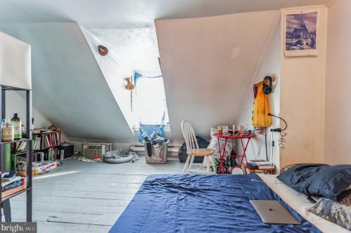 814 9 St, Philadelphia PA 19148-3701 exterior