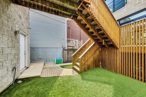 2637 Wayne Ave, Chicago IL 60614-1231 exterior