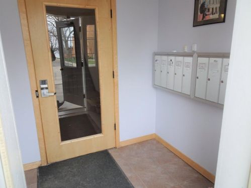 1014 Spaight St, Madison WI  53703-3570 exterior