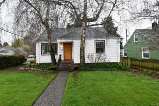 601 49th St, Seattle, WA 98103-6421