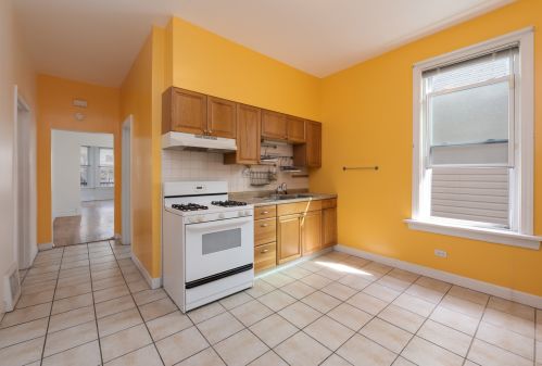 4210 Ridgeway Ave, Chicago IL 60659-1128 exterior