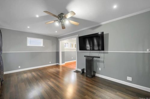 21 Lafayette Ave, Middletown NY 10940-4115 exterior