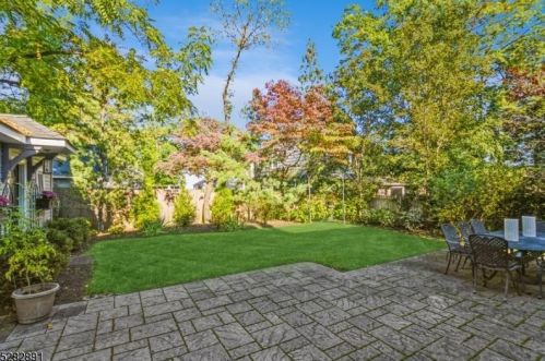 238 Clark St, Westfield NJ 07090-4012 exterior