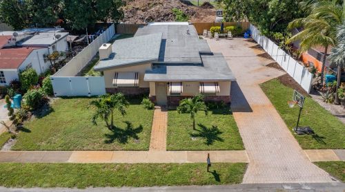 915 3rd St, Boynton Beach, FL 33435-5621