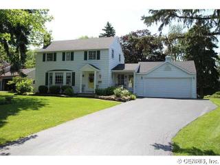 19 Evandale Rd, Rochester, NY 14618-3901