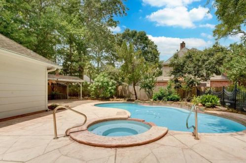 1823 Mountain Aspen Ln, Humble TX 77345-2165 exterior