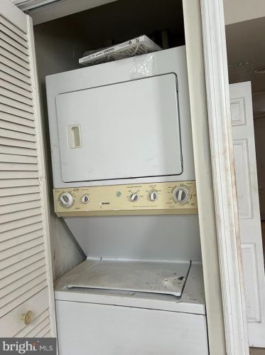 1637 L St, Washington DC 20002-3019 exterior