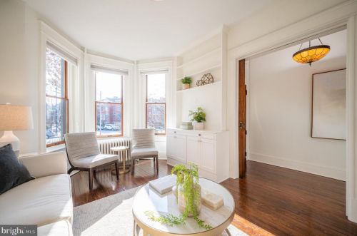 1302 Massachusetts Ave, Washington DC 20019-2941 exterior