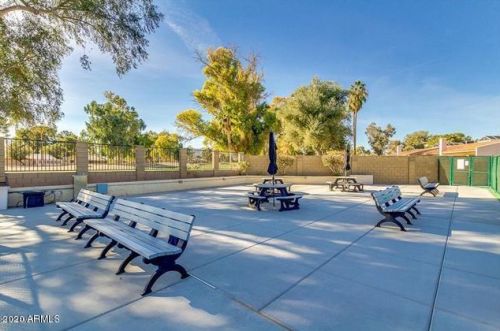 11608 51st St, Phoenix AZ 85044-5686 exterior