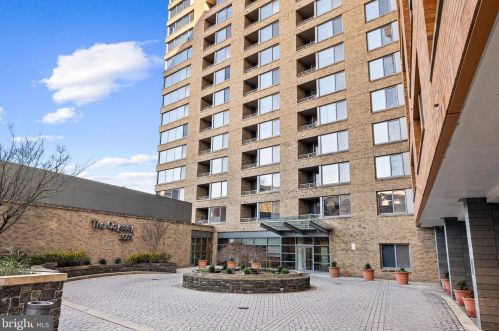 2001 15th St, Arlington VA 22201-2604 exterior