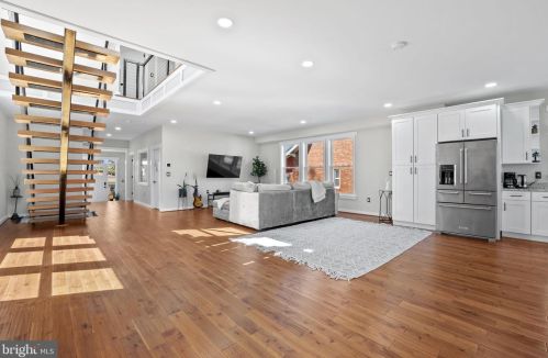 2216 30th St, Washington DC  20020-3369 exterior