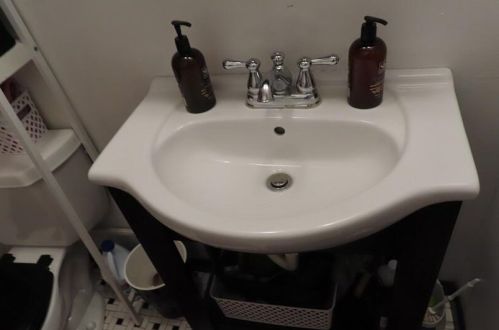 4137 Cherrywood Ln, Milwaukee WI 53209-1003 exterior