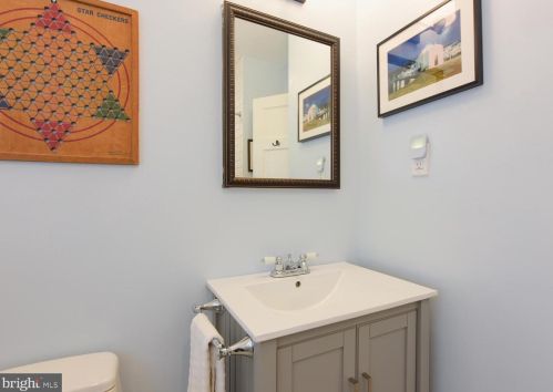 7418 Cedar Ave, Silver Spring MD 20912-4246 exterior