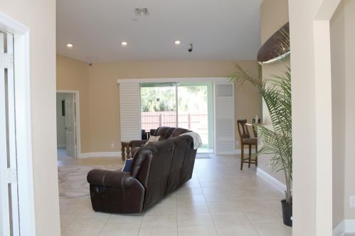 3857 Hainlin St, Fort Pierce FL 34953-4071 exterior