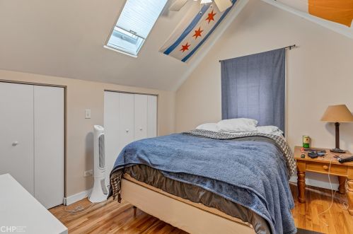 1506 Wolfram St, Chicago IL 60657-4017 exterior