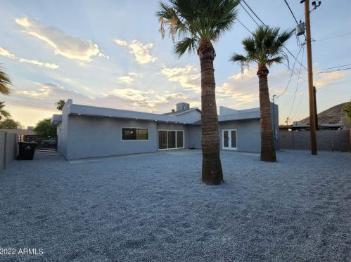 10637 16 Ave, Phoenix AZ 85021-7924 exterior