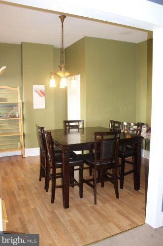 6705 Glenloch St, Philadelphia PA 19135-2224 exterior