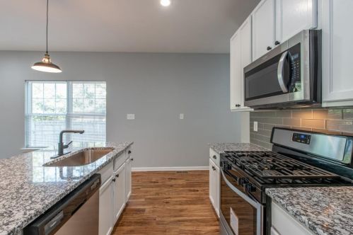 660 Bryan St, Atlanta GA 30312-3311 exterior