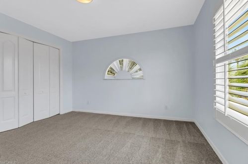 2042 Morning Sun Ln, Naples FL 34119-3323 exterior