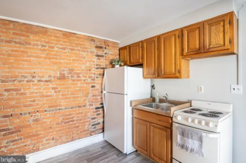 113 Old Dorwart St, Lancaster PA 17603-3601 exterior