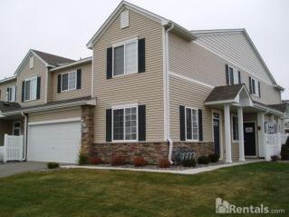 1756 Prescott Ct, Chaska MN  55318-4540 exterior