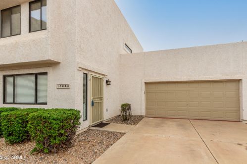 16046 25th Dr, Phoenix, AZ 85023-4115