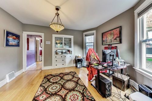 3831 Central Park Ave, Chicago IL 60618-4102 exterior