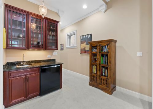 2012 Leavitt St, Chicago IL  60608-2526 exterior