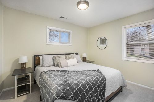 3112 Emerald Dr, Kalamazoo MI  49001-4537 exterior