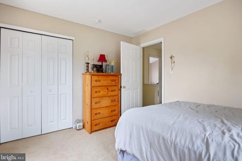 201 Empire Ave, Blenheim NJ 08012-4704 exterior