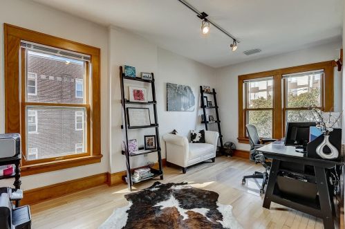 2230 Smt Ave, Milwaukee WI 53202-1245 exterior