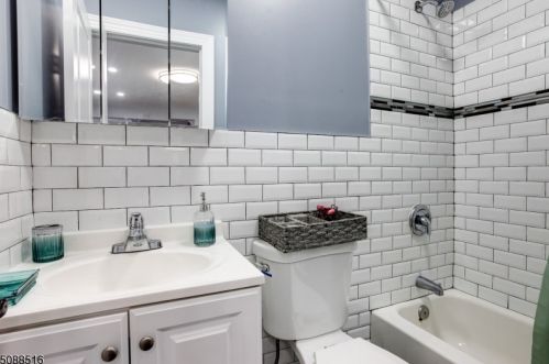 221 Myrtle Ave, Irvington NJ  07111-2657 exterior