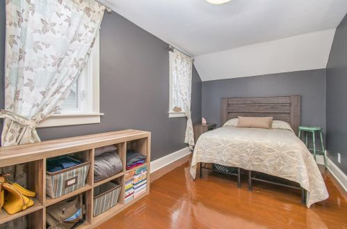 318 Academy St, Allegan MI 49010-1455 exterior