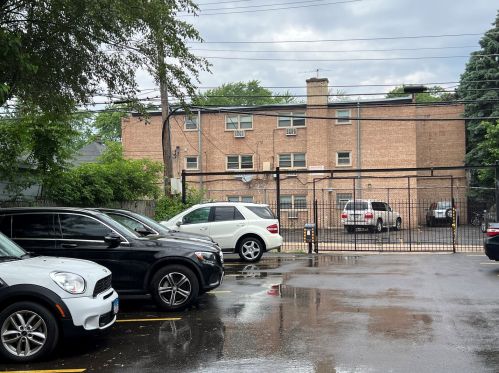 1912 Estes Ave, Chicago IL  60626-2320 exterior