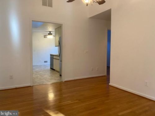 8108 Appalachian Ter, Rockville MD 20854-4050 exterior