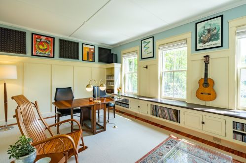 79 Mtn Rd, Concord NH 03301-6902 exterior