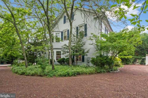 240 Library Pl, Princeton NJ 08540-3019 exterior