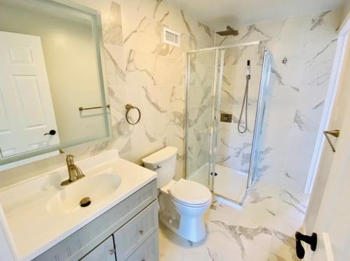 5534 Camelia St, Pittsburgh PA  15201-2213 exterior