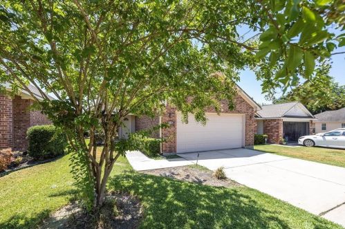 119 Golfview Ct, Montgomery TX  77356-8853 exterior