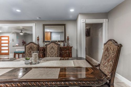 2810 Altman Dr, Irving TX 75062-4229 exterior