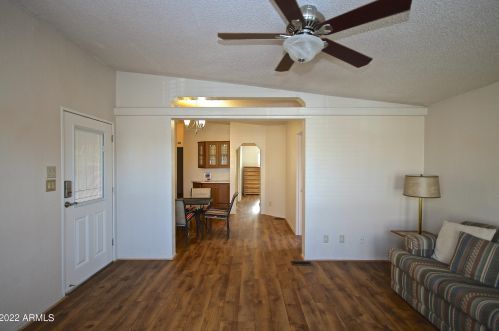 6210 Pinehurst Dr, Chandler AZ 85249-4039 exterior