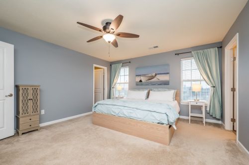 137 Cimarron Dr, Moon Twp PA  15108-9642 exterior