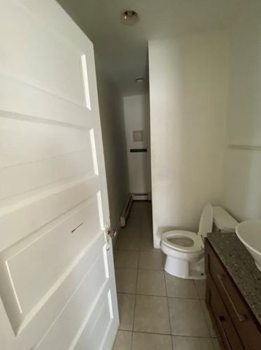 77 Vandewater St, Providence RI 02908-1624 exterior