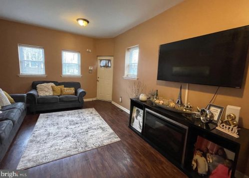 650 Clinton St, Camden NJ  08103-1428 exterior